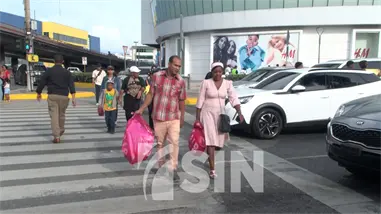 Expectativas de trabajadores sobre uso de su salario 13