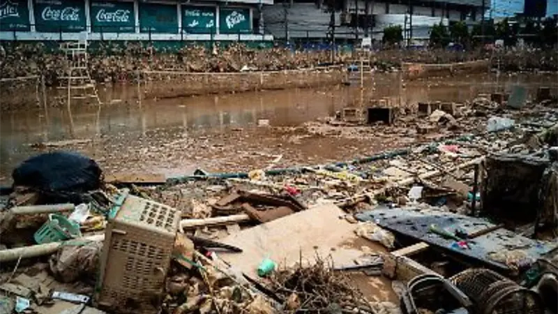 Tres ciclones, escasa planificación urbana y pérdidas: claves de las inundaciones en Asia