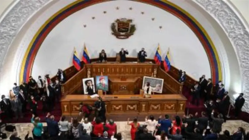 Parlamento propone retirar la nacionalidad a cinco opositores que acusa de robo de Citgo