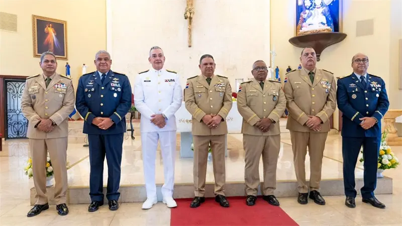 UNADE celebra su 22.º aniversario con solemne misa junto a autoridades civiles, militares y académicas
