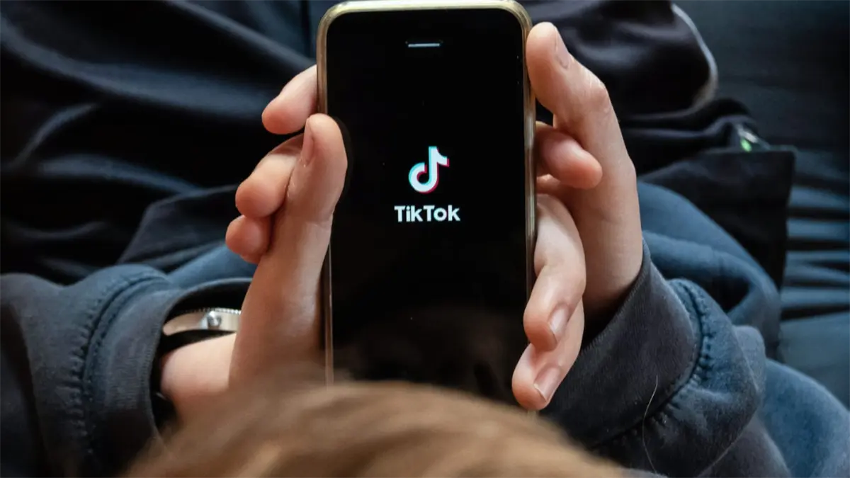 TikTok, principal herramienta de reclutamiento forzado de menores por grupos en Colombia
