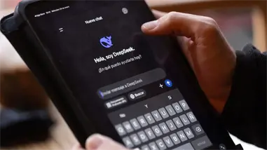 Los chatbots con IA pueden influir en la intención de los votantes