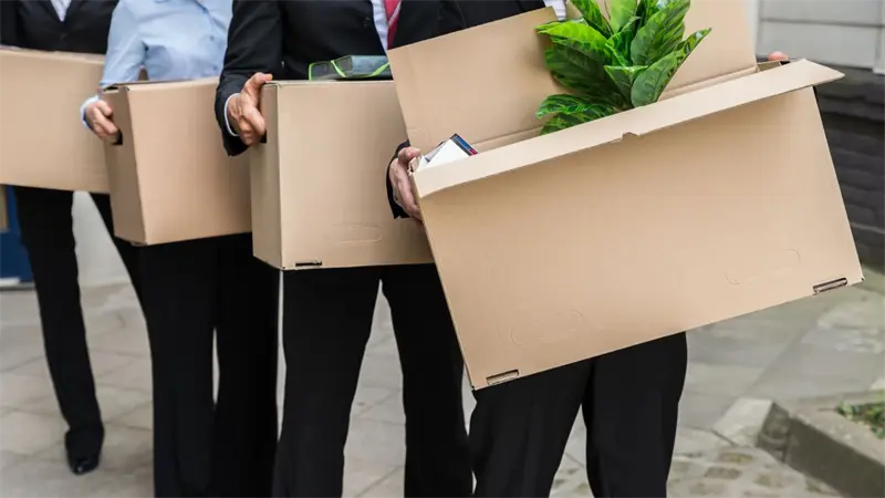 Despidos en EE.UU. superan el millón en 2025, la cifra más alta desde 2020