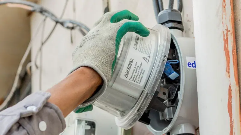 Tribunal impone prisión preventiva a hombre acusado de sustraer medidores de Edesur Dominicana