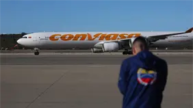 Llegan a Venezuela 259 migrantes en vuelo de repatriación desde México