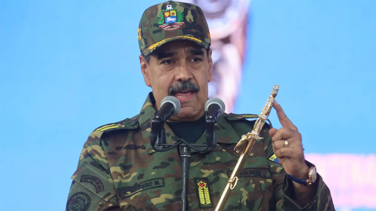 Maduro confirma contacto cordial con Trump y recibe vuelo de migrantes en plenas tensiones