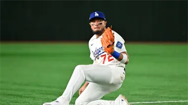 Miguel Rojas regresa por una temporada con los Dodgers de Los Ángeles