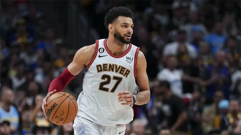 Jamal Murray guía el triunfo de Denver con 52 puntos y un 10 de 11 en triples