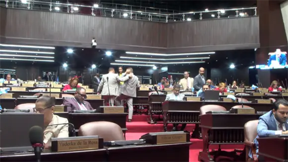 Congreso acelera reforma al Código Procesal Penal en medio de críticas y denuncias de retrocesos