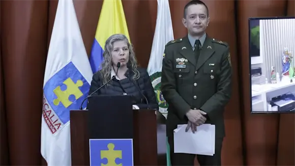 Detienen a 19 sospechosos de estafar a 700 personas con falsas visas de trabajo de EE.UU.