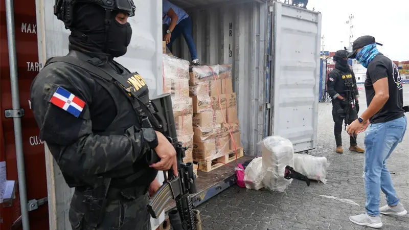 DNCD refuerza operativos de interdicción en puertos y aeropuertos por temporada navideña