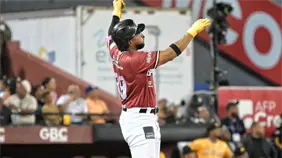 Gigantes superan 7-3 a las Águilas con poder de Kelvin Gutiérrez