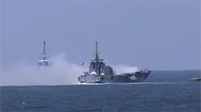 Lancha que recibió doble ataque estadounidense acompañaba a un buque a Surinam, según CNN