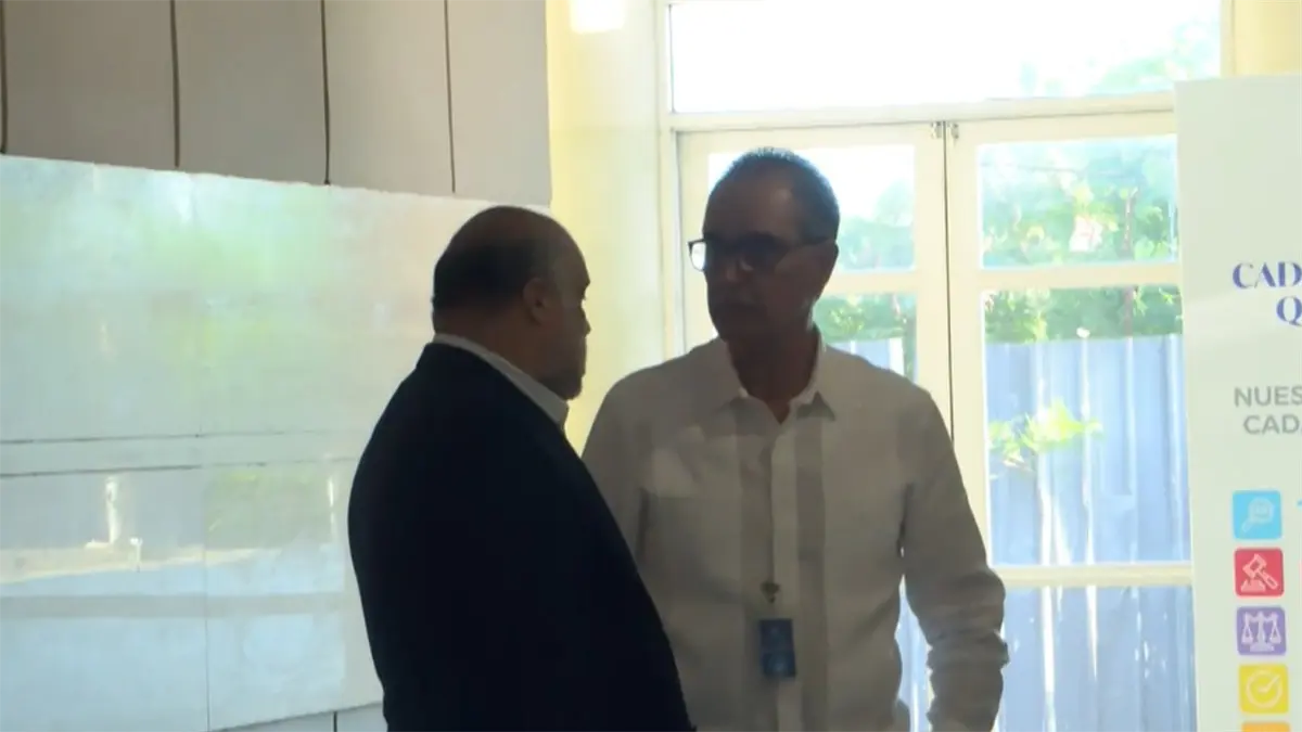 Hazim y empresario Eduardo Read acuden a la Procuraduría en medio de investigación por presunta corrupción en Senasa