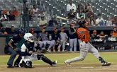 De la Cruz conecta grand slam y Toros superan a las Estrellas