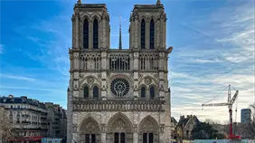 Notre Dame supera en visitantes al Louvre y la torre Eiffel un año después de su reapertura