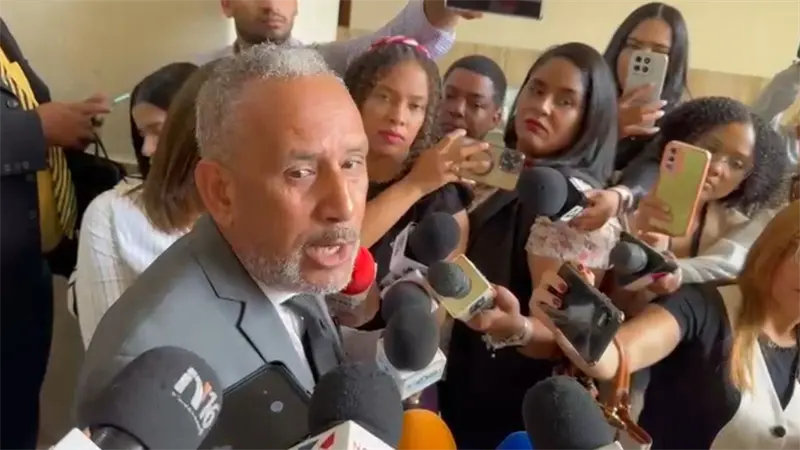 Abogado de imputada en caso Senasa denuncia que "faltan más vinculados" en el proceso