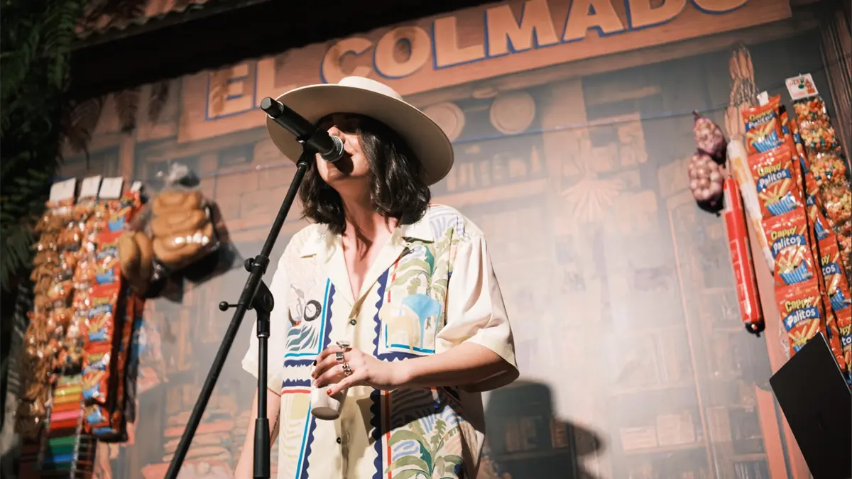 Covi Quintana continúa su gira de conciertos en Casa de Teatro con invitados de Colombia y Venezuela