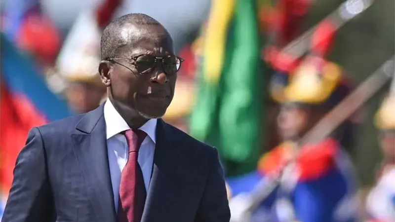 La calma vuelve a Benín tras el intento de golpe de Estado del domingo