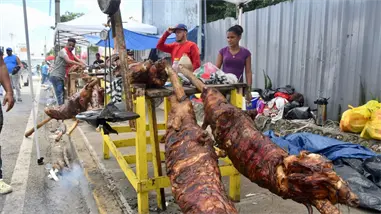 Prev&eacute;n carne de pollo y cerdo asado aumente de precio