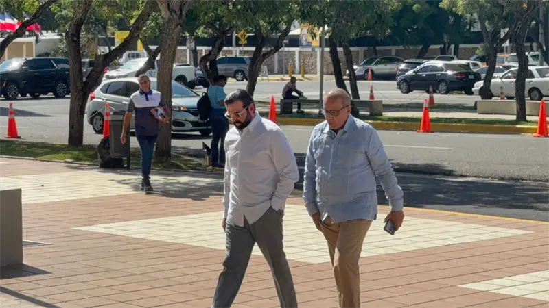 Rafael Martínez queda detenido tras presentarse voluntariamente ante la Procuraduría por caso Senasa