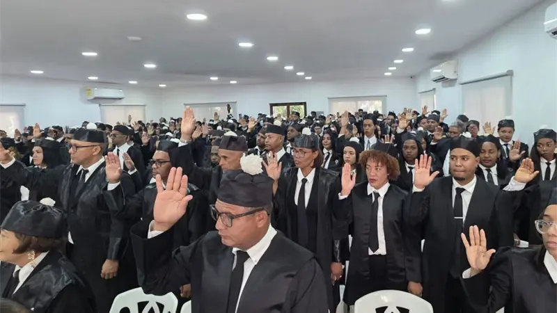 Colegio de Abogados juramenta nueva generación de abogados y honra el legado empresarial de "Pepín" Corripio