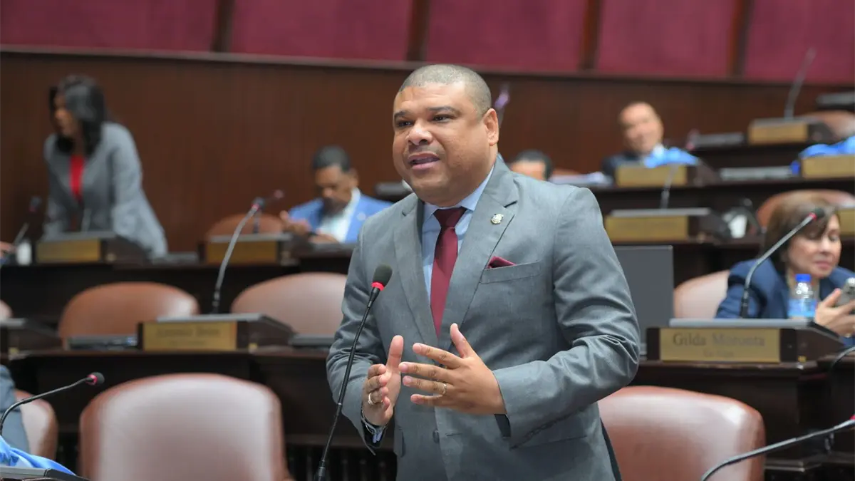 Diputado Ramón Raposo de PRD