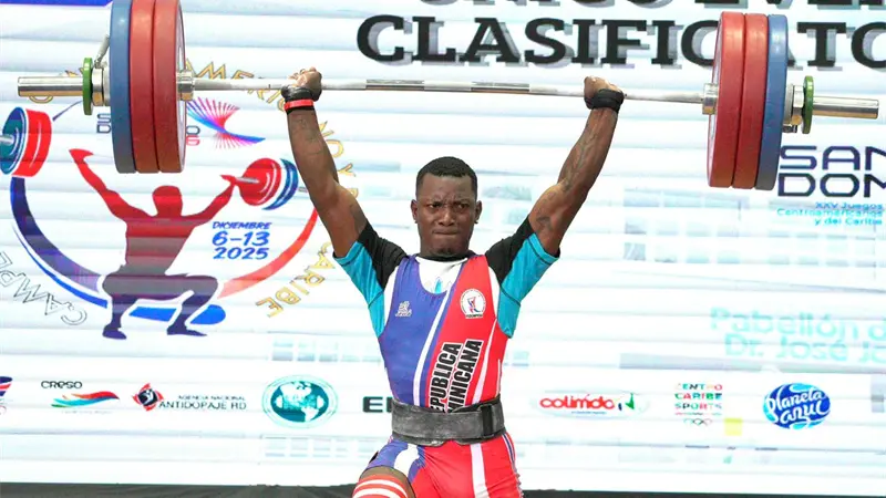 Dominicano Francisco Tonton gana bronce en 71 kilogramos