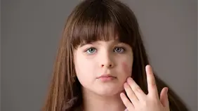 El uso en menores de un cosmético falsificado causa la muerte de tres bebés en Argelia