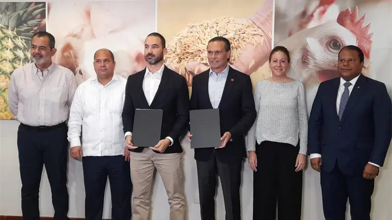 ADHA y Save the Children Dominicana firman acuerdo para prevenir el trabajo infantil en el sector agropecuario