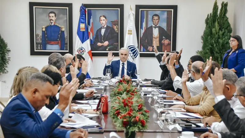 Ministro de Educación presenta apuesta por la inclusión de las competencias digitales 