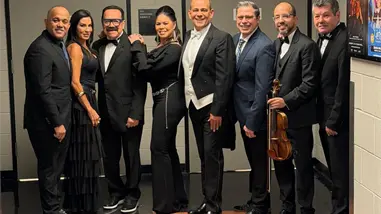 Zulinka y Miguel participan en concierto Latin Christmas en Houston, Texas