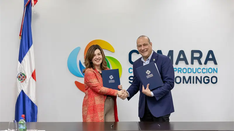 Cámaras de Santo Domingo y Santiago firman alianza para fortalecer el registro mercantil