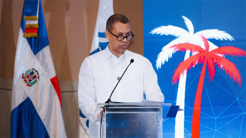 RD inaugura Cumbre Regulatel 2025 con un llamado a cerrar la brecha digital regional