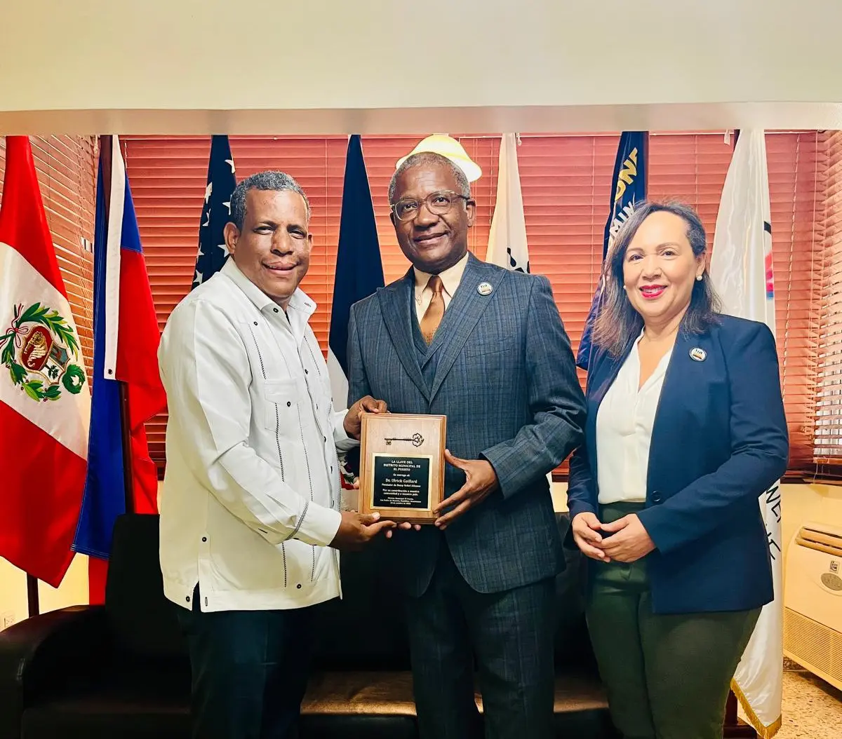 Reconocen a Ulrick Gaillard por 28 años de entrega humanitaria en RD