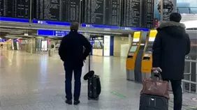 La huelga general deja decenas de vuelos cancelados y un aeropuerto casi vacío en Lisboa