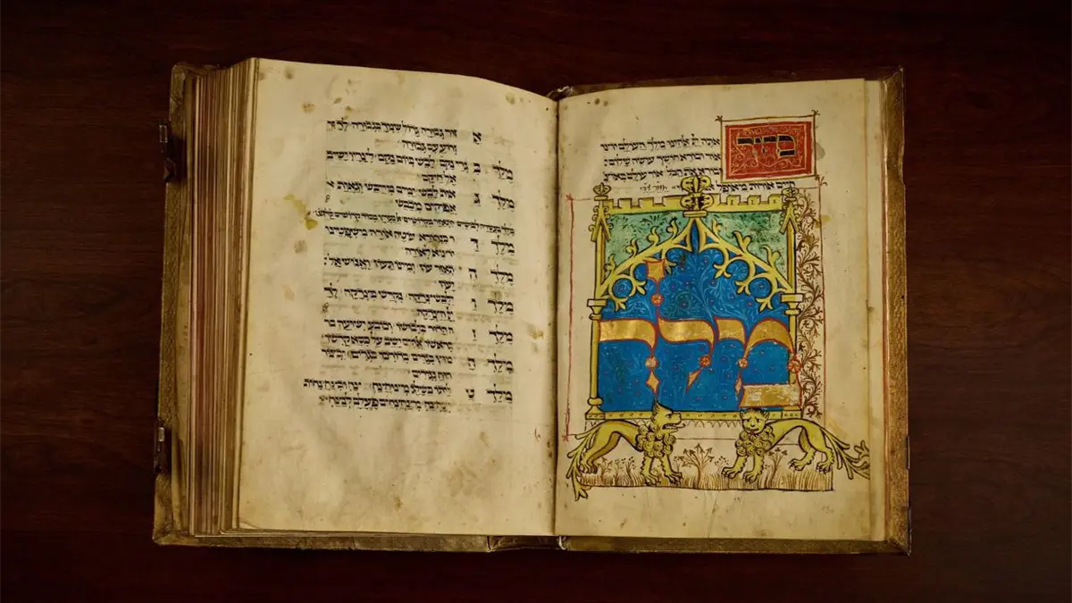 Subastan un libro judío de oraciones robado por los nazis por más de 5 millones de dólares