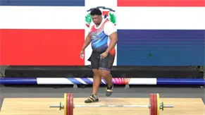 Ezequiel Germán gana tres medallas de bronce en clasificatorio pesas