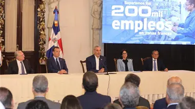 Abinader celebra cifra récord de 200,134 empleos directos en zonas francas