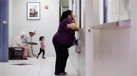 Un millón de latinos pueden perder su seguro médico en EEUU si desaparece Obamacare Un millón de latinos pueden perder su seguro médico en EEUU si desaparece Obamacare