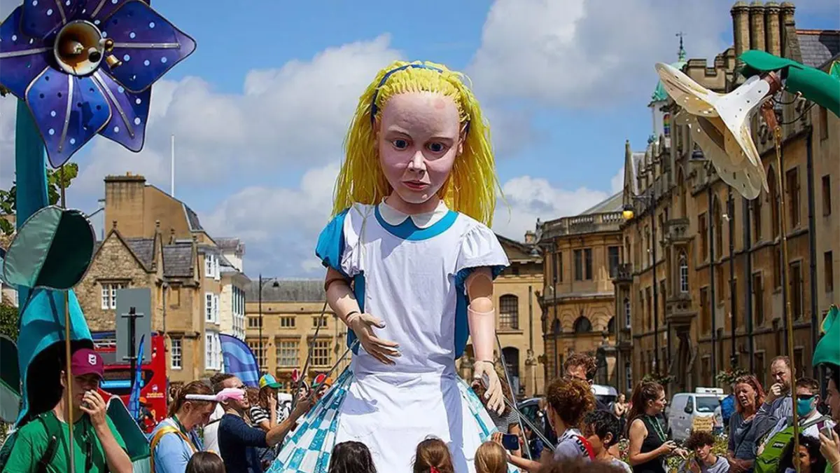 Donan a Oxford el ejemplar de Alicia en el país de las maravillas que guardaba Carroll