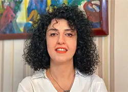 La premio Nobel iraní Narges Mohammadi, detenida de forma violenta