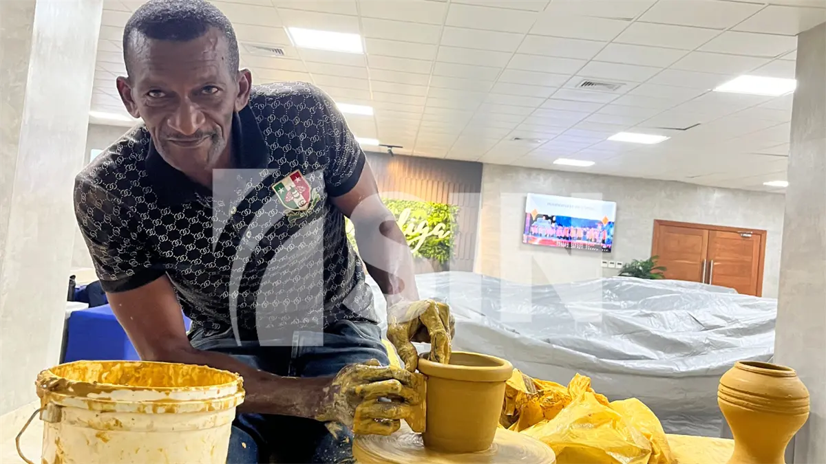 Fabio Martínez: 25 años viviendo de la alfarería, el oficio que ha sostenido a su familia