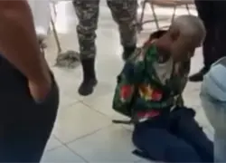 Hombre irrumpe armado y con presunto ácido en iglesia de Haina