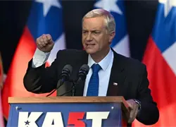 El ultraderechista Jos&eacute; Antonio Kast gana por amplio margen las presidenciales de Chile