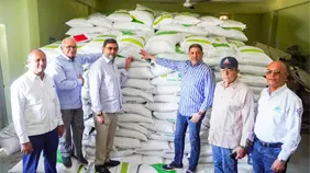 Ministerio de Agricultura entrega 21,300 quintales de fertilizantes en La Vega