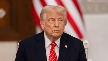 Trump quiere destruir lanchas hasta que Maduro se rinda, dice su jefa de gabinete Trump quiere destruir lanchas hasta que Maduro se rinda, dice su jefa de gabinete