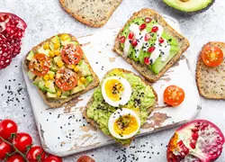 Merienda saludable: recomendaciones para evitar snacks ultraprocesados y mejorar la nutrición