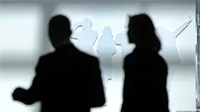 Las mujeres ganaron en 2025 en Alemania un 16 % menos por hora trabajada que los hombres