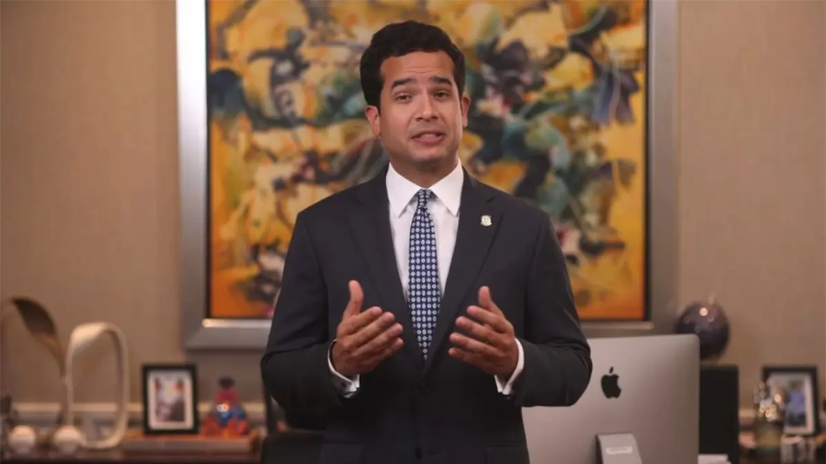 El presupuesto 2026 es cuestionado por Omar Fernández por su limitada inversión pública en sectores clave.